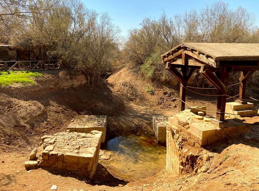 Fonte battesimale di Gesù in Betania oltre il Giordano